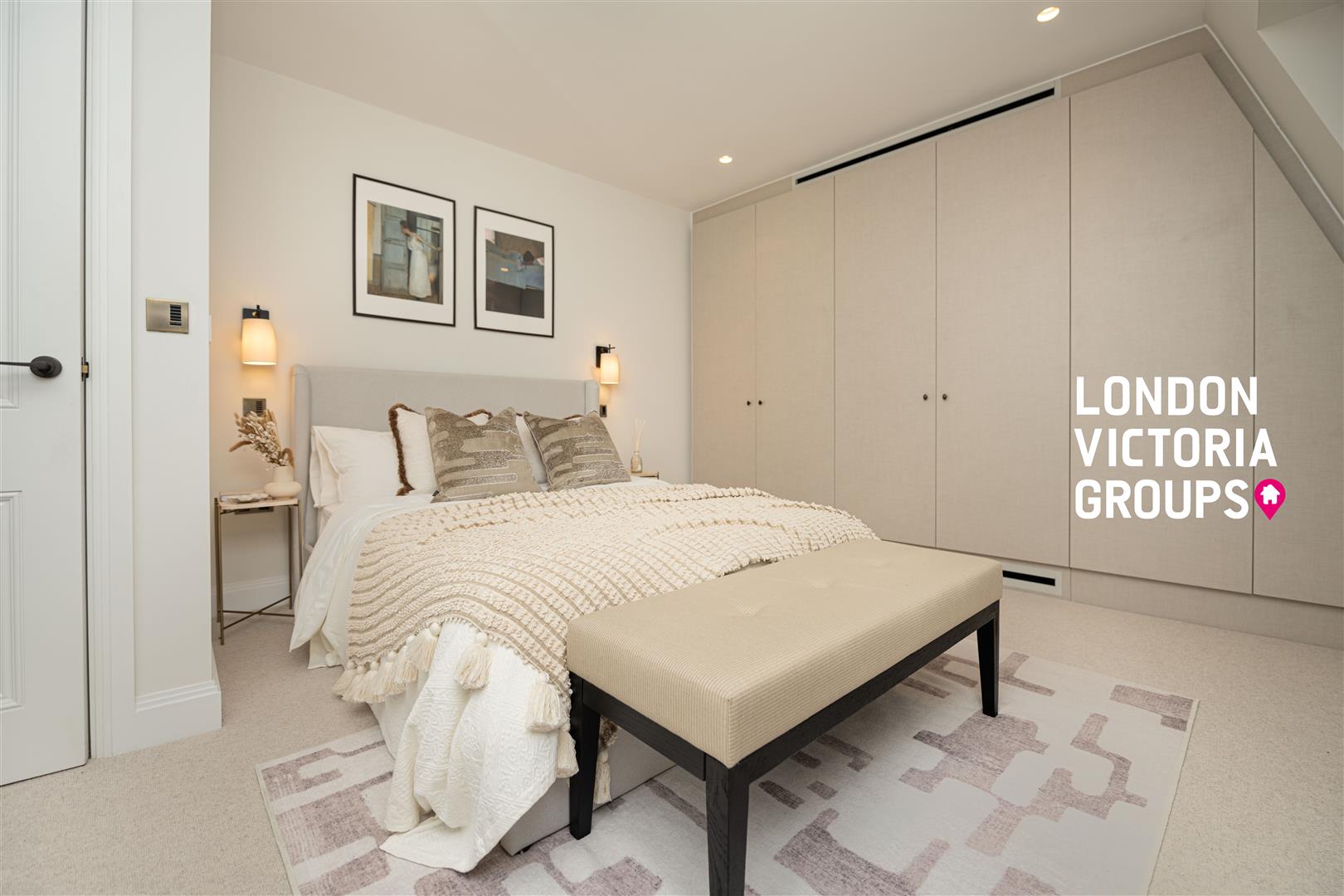 Buckingham Mews, London